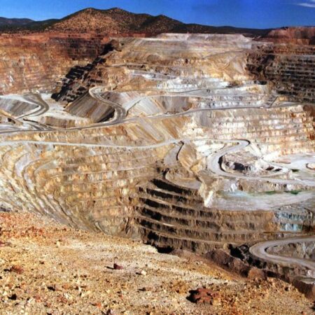 open-pit-copper-mine